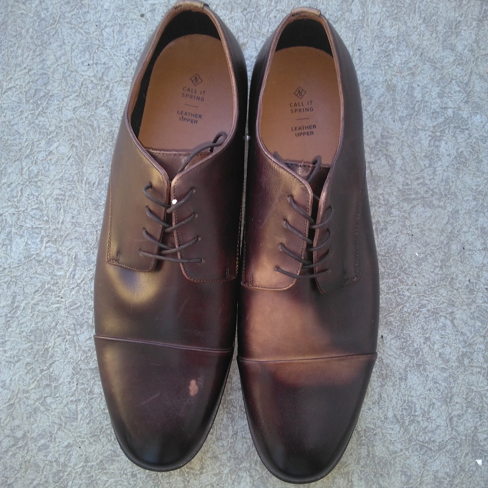 Dress Shoe - Picture 2 of 3